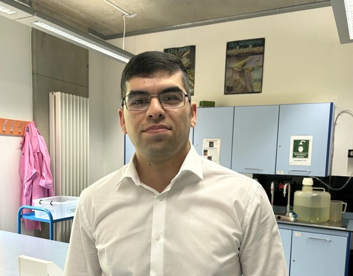 Picture of Hossein Hosseini Picture of Hossein Hosseini